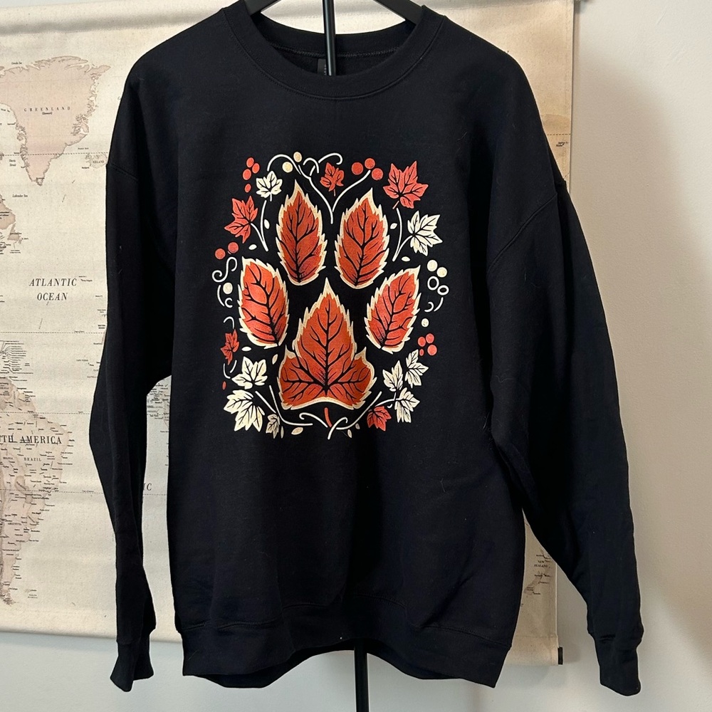 Black Leaf Paw Print Sweatshirt XL | Fall Purrfectly Bewitched Collection